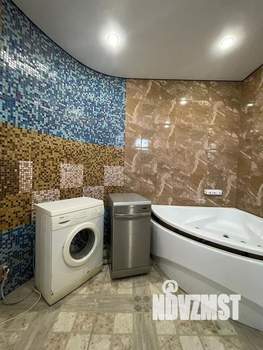 Дом 195м&sup2;, 3-этажный, на длительный срок, 