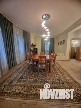 Дом 256м², 2-этажный, посуточно, 