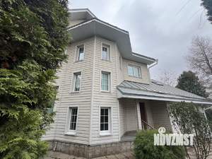 Дом 250м&sup2;, 2-этажный, на длительный срок, 