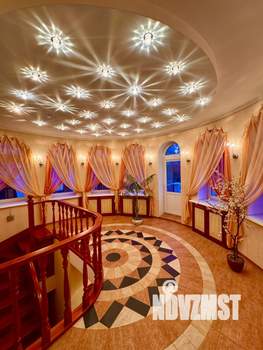 Дом 350м², 2-этажный, посуточно, 