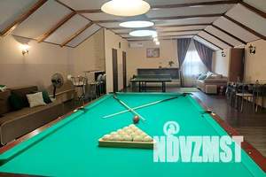 Дом 320м&sup2;, 3-этажный, посуточно, 