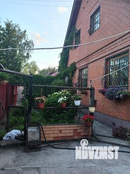 Дом 143м², 2-этажный, участок 10 сот.  