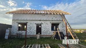 Дом 140м², 2-этажный, участок 6 сот.  