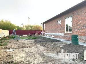 Дом 230м², 2-этажный, участок 10 сот.  