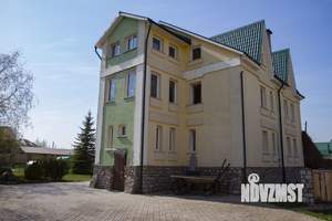 Коттедж 491м², 3-этажный, участок 20 сот.  