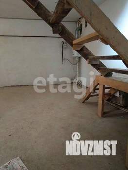 Таунхаус 140м², 2-этажный, участок 1 сот.  