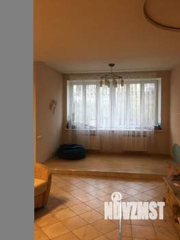 Коттедж 480м², 4-этажный, участок 11 сот.  