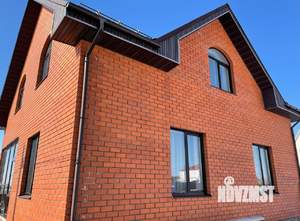 Коттедж 180м², 2-этажный, участок 10 сот.  