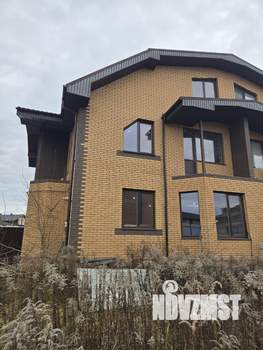 Дом 106м², 3-этажный, участок 3 сот.  