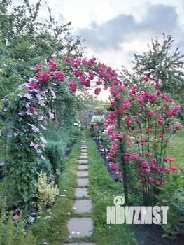 Дом 25м&sup2;, 2-этажный, участок 13 сот.  