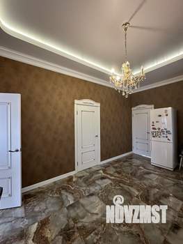 Дом 250м&sup2;, 2-этажный, участок 10 сот.  