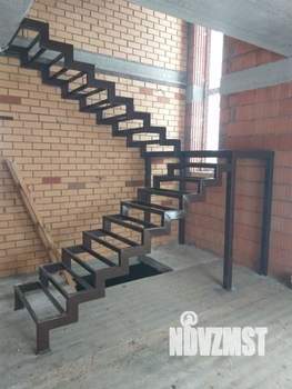 Коттедж 239м², 3-этажный, участок 10 сот.  