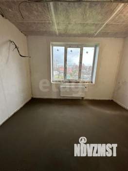 Таунхаус 90м², 2-этажный, участок 4 сот.  