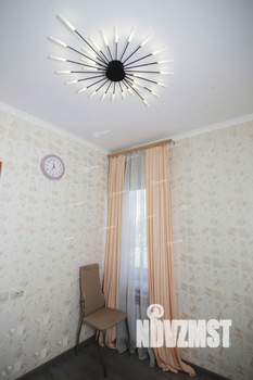 Дом 120м², 2-этажный, участок 10 сот.  