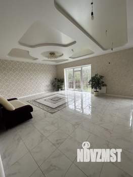 Дом 251м², 2-этажный, участок 17 сот.  