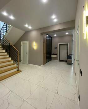 Дом 220м², 2-этажный, участок 12 сот.  