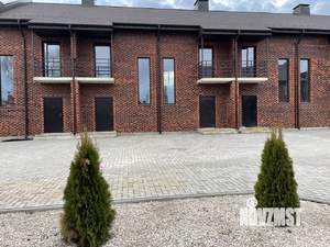 Таунхаус 90м², 2-этажный, участок 2 сот.  