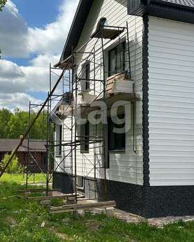 Дом 254м², 2-этажный, участок 11 сот.  