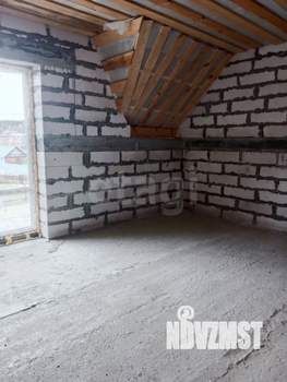 Дом 220м², 2-этажный, участок 10 сот.  
