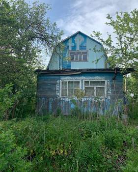 Дом 40м², 2-этажный, участок 6 сот.  
