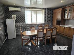 Коттедж 356м², 2-этажный, участок 5 сот.  