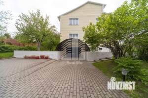 Дом 350м², 2-этажный, участок 18 сот.  