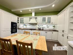 Таунхаус 120м², 3-этажный, участок 8 сот.  