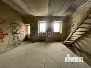 Дом 101м², 3-этажный, участок 1 сот.  