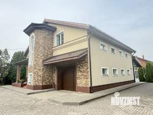 Коттедж 580м², 2-этажный, участок 24 сот.  