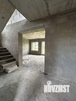 Дом 130м², 2-этажный, участок 6 сот.  