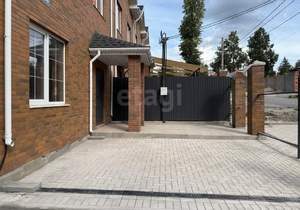 Дом 161м², 3-этажный, участок 3 сот.  