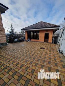 Коттедж 358м&sup2;, 2-этажный, участок 14 сот.  