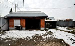 Дом 392м², 3-этажный, участок 18 сот.  