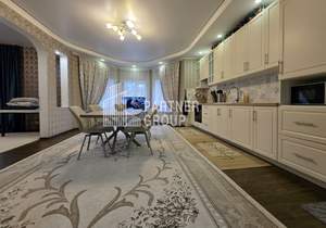 Дом 263м², 2-этажный, участок 15 сот.  