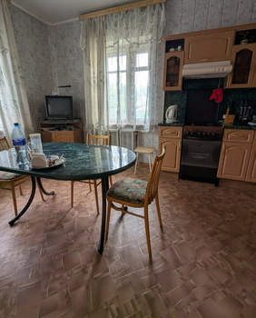 Дом 280м², 3-этажный, участок 15 сот.  