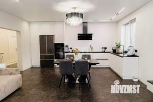 Дом 139м², 1-этажный, участок 8 сот.  