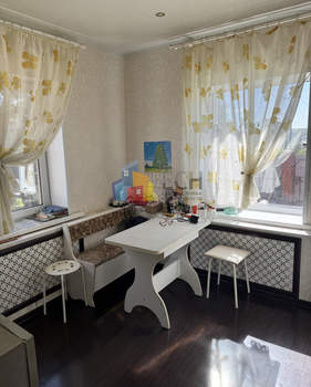 Дом 250м², 2-этажный, участок 18 сот.  