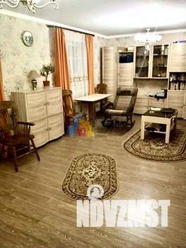Дом 160м², 2-этажный, участок 12 сот.  