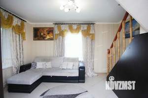 Дом 120м², 2-этажный, участок 10 сот.  