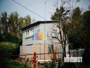 Дом 60м², 2-этажный, участок 9 сот.  