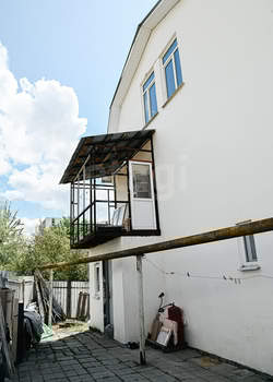 Дом 140м², 2-этажный, участок 6 сот.  