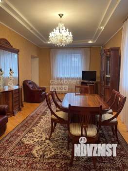 Дом 323м², 2-этажный, участок 9 сот.  