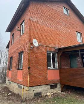 Дом 230м&sup2;, 2-этажный, участок 12 сот.  