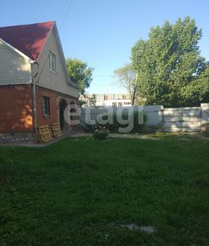 Дом 200м&sup2;, 2-этажный, участок 10 сот.  