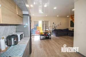 Дом 80м&sup2;, 2-этажный, участок 4 сот.  