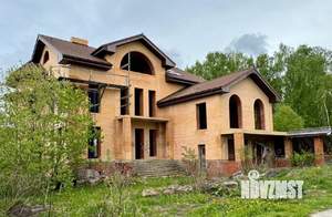 Дом 1200м², 3-этажный, участок 14 сот.  
