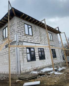 Дом 215м², 2-этажный, участок 5 сот.  