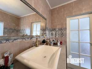 Дом 260м², 2-этажный, участок 9 сот.  