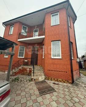 Дом 178м², 2-этажный, участок 4 сот.  