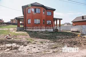 Дом 200м², 2-этажный, участок 15 сот.  